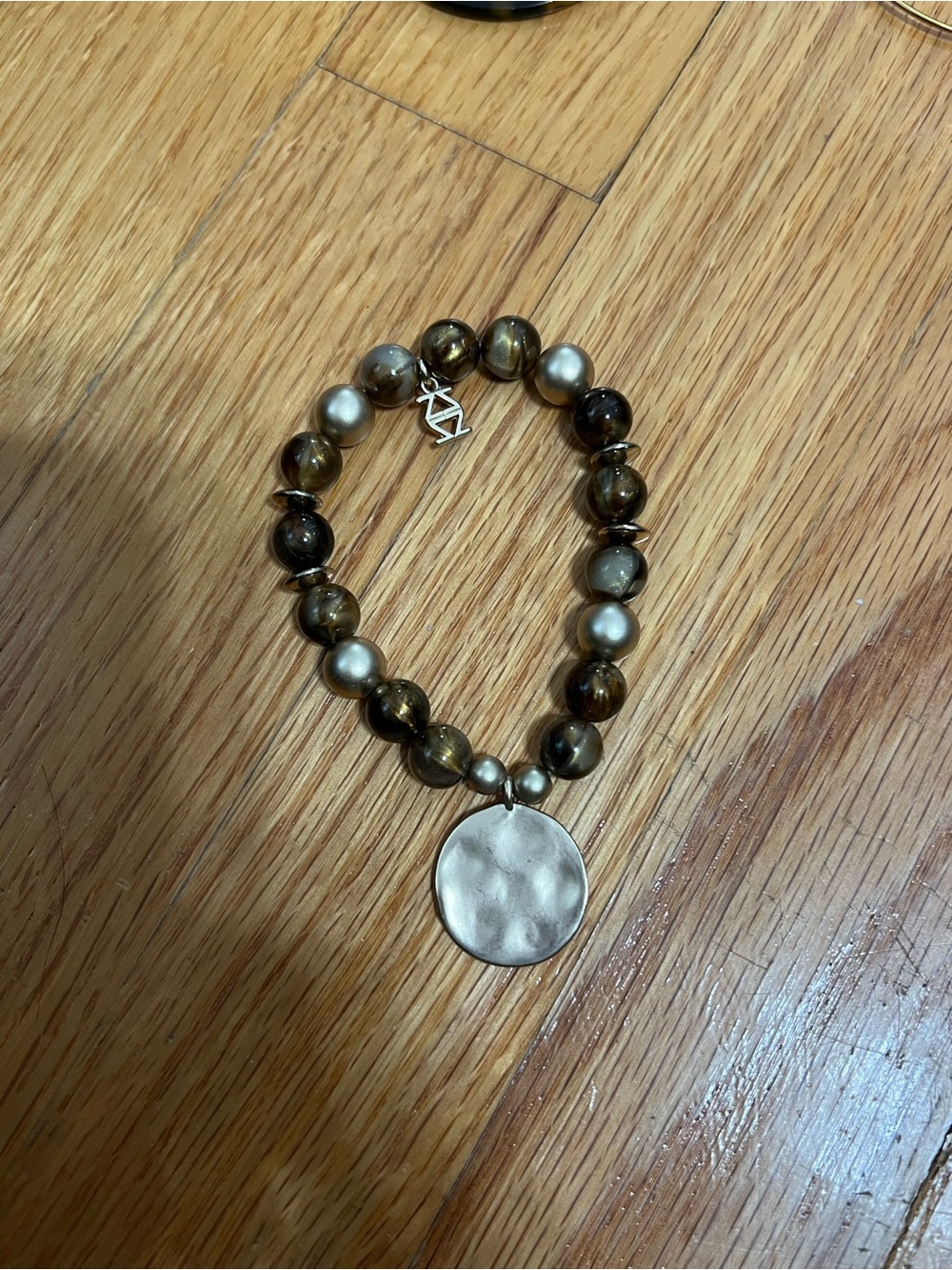 Beaded Pendant Bracelet in Brown and Silver